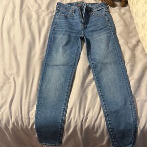 American Eagle medium wash skinny jeans
